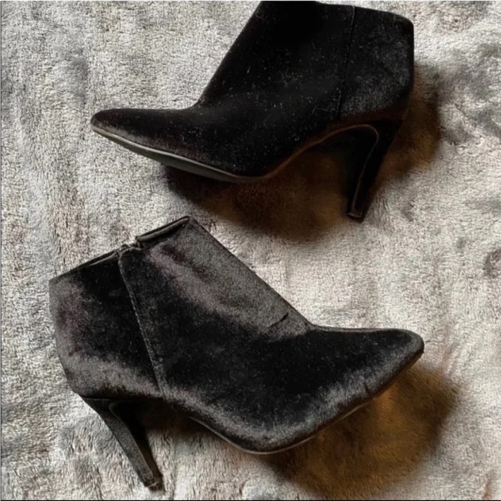 Black boots